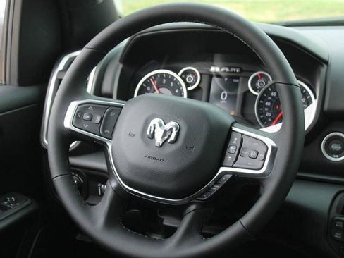 New 2026 RAM 1500 Big Horn AWD/4WD image 6
