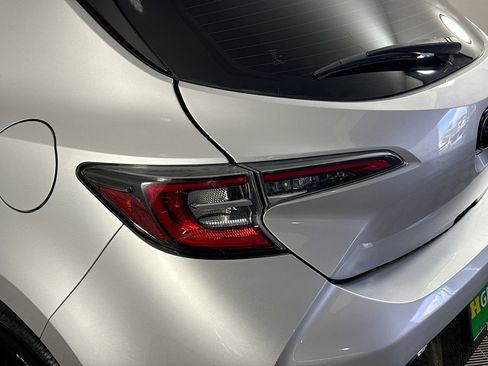 Used 2021 Toyota Corolla SE image 36