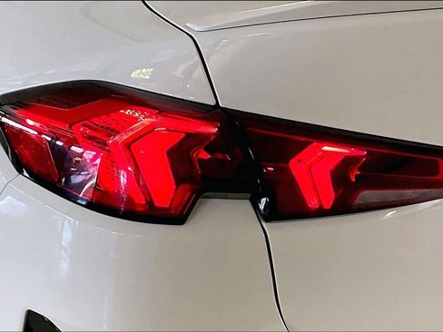 Used 2025 BMW M235i xDrive AWD/4WD image 25