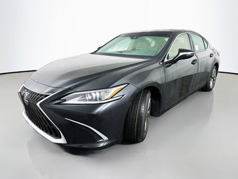 New 2025 Lexus ES 350 w/ Luxury Package image 3