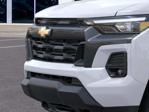 New 2026 Chevrolet Colorado LT w/ LT Convenience Package AWD/4WD image 14