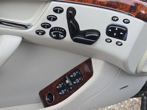 Used 2005 Mercedes-Benz S 500 image 18