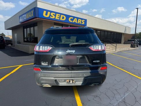 Used 2021 Jeep Cherokee Latitude Lux w/ Comfort/Convenience Group image 6