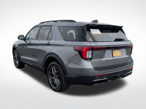Certified 2025 Ford Explorer ST-Line w/ ST-Line Street Pack AWD/4WD image 5