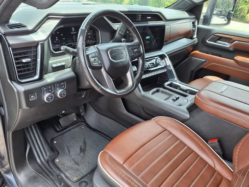Used 2024 GMC Sierra 2500 Denali Ultimate AWD/4WD image 23