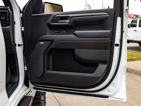 Used 2023 GMC Sierra 1500 AT4 w/ AT4 Premium Package image 36