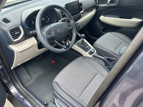 New 2026 Hyundai Venue SEL FWD image 13