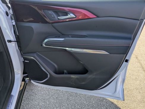 New 2026 Chevrolet Traverse RS FWD image 38