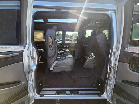 Used 2022 GMC Savana 2500 w/ Enhanced Convenience Package RWD image 50