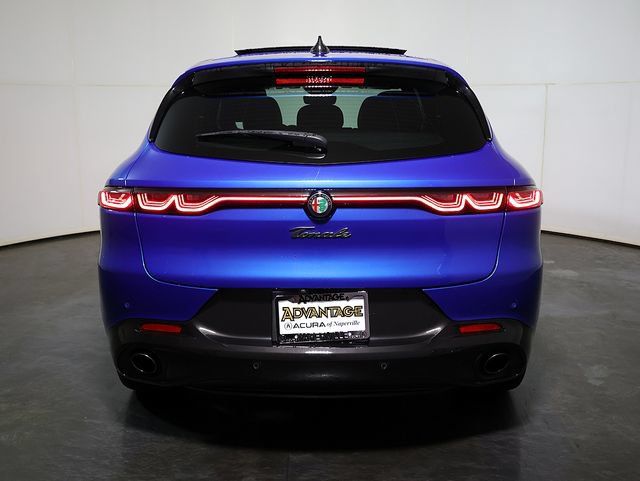 Used 2024 Alfa Romeo Tonale Veloce w/ Premium Interior Package AWD/4WD image 10