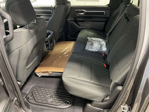 New 2026 RAM 1500 Big Horn AWD/4WD image 12