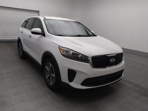Used 2020 Kia Sorento LX image 13