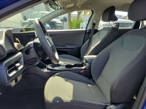 Used 2025 Kia K4 FWD image 14