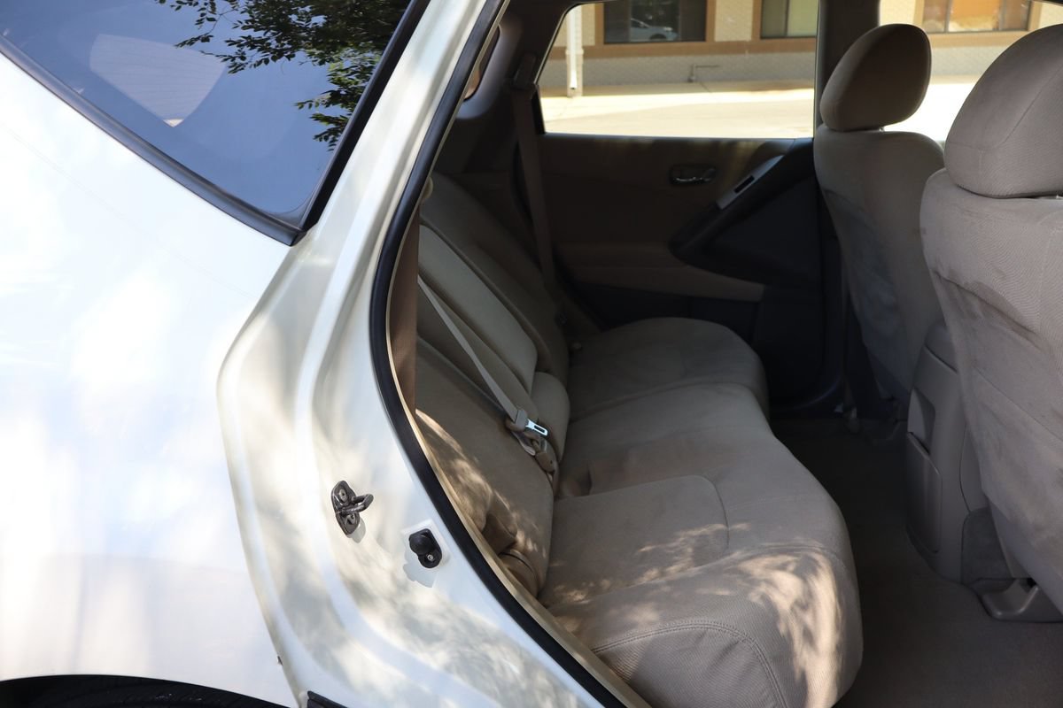Used 2012 Nissan Murano SV AWD/4WD image 21
