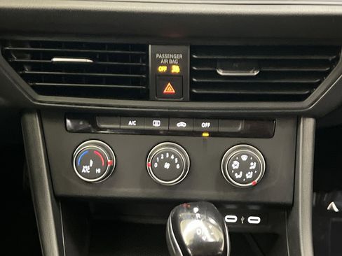 Used 2024 Volkswagen Jetta S image 19