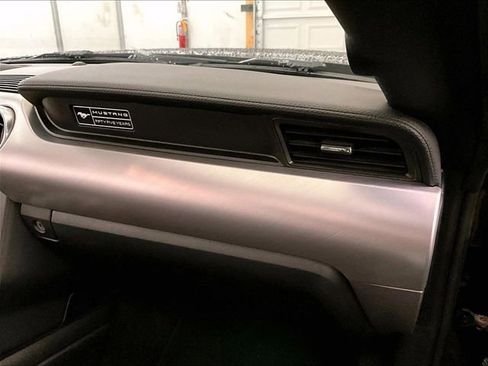 Used 2020 Ford Mustang Premium RWD image 15