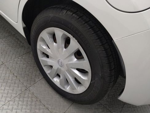 Used 2015 Nissan Versa Note S Plus FWD image 31