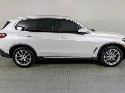 Used 2023 BMW X5 xDrive40i w/ Premium Package AWD/4WD image 8