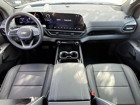 New 2026 Chevrolet Silverado EV LT image 19