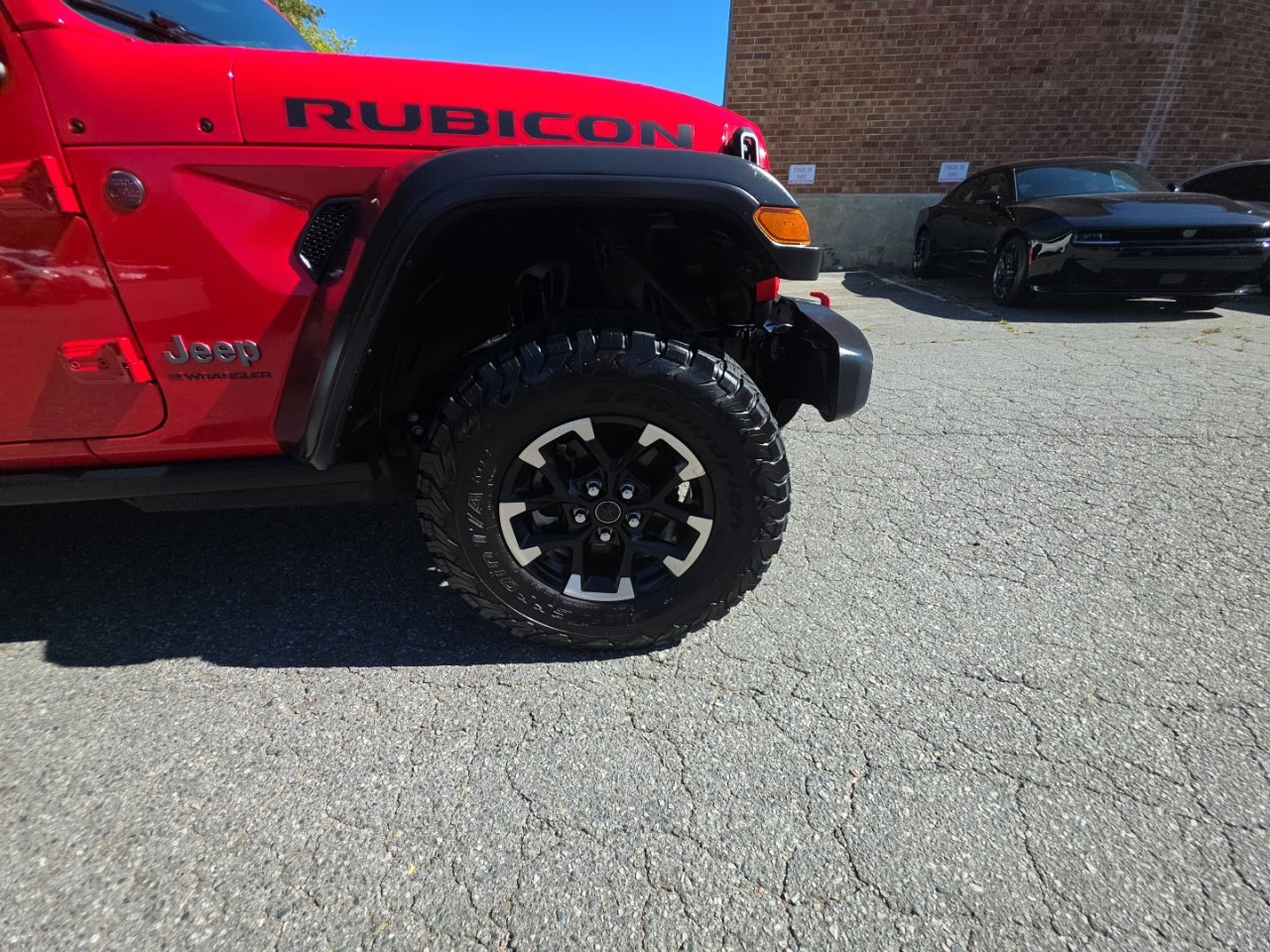 Used 2026 Jeep Wrangler Unlimited Rubicon AWD/4WD image 17