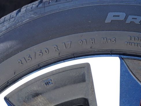 Used 2024 Honda Civic EX-L image 40