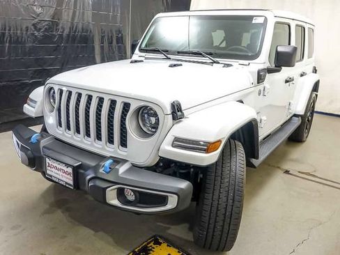 Used 2023 Jeep Wrangler Unlimited Sahara w/ Cold Weather Group AWD/4WD image 4