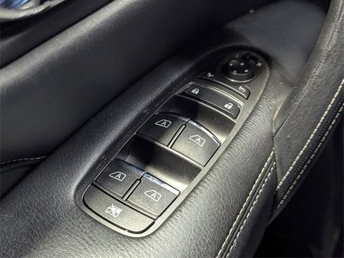 Used 2024 INFINITI QX80 Luxe image 18