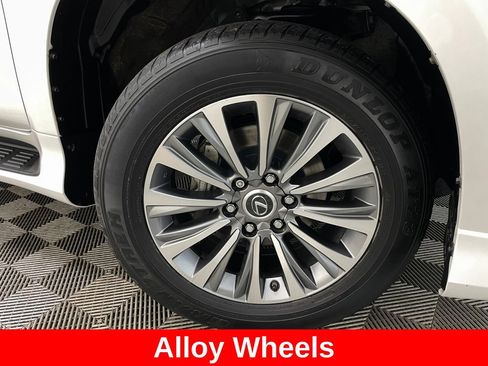 Used 2020 Lexus GX 460 Luxury w/ Accessory Package AWD/4WD image 57