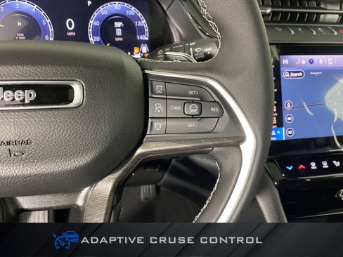 New 2026 Jeep Grand Cherokee Altitude image 22