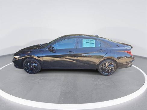 New 2026 Hyundai Elantra Sport image 8