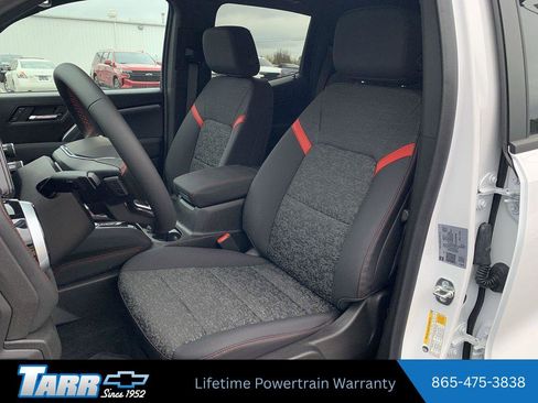 New 2025 Chevrolet Colorado Z71 w/ Midnight Edition AWD/4WD image 13