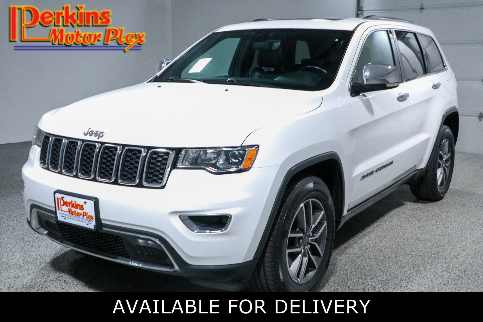 Used 2021 Jeep Grand Cherokee Limited RWD image 1