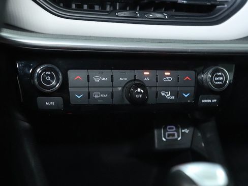 Used 2025 Jeep Compass Limited AWD/4WD image 27