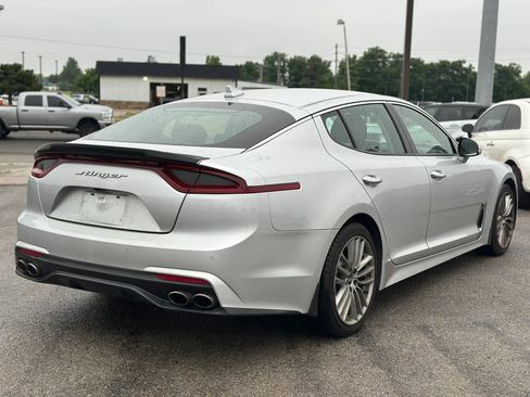 Used 2018 Kia Stinger RWD image 6