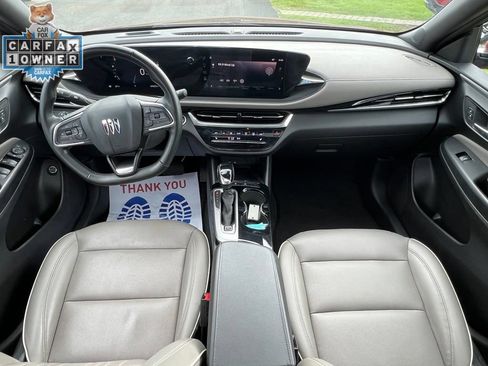 Certified 2024 Buick Envista Avenir FWD image 2