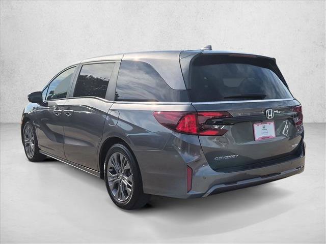 Certified 2026 Honda Odyssey Touring image 8