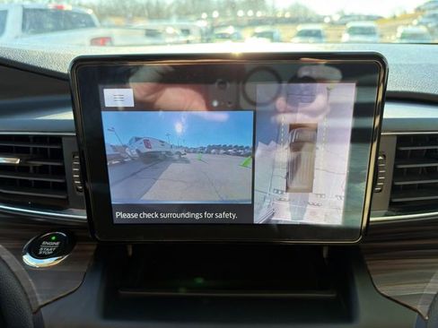 Used 2020 Ford Explorer Limited w/ Hybrid Equipment Group 310A image 31