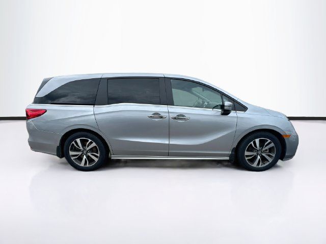 Certified 2024 Honda Odyssey Touring image 6
