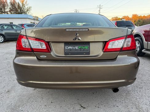 Used 2009 Mitsubishi Galant Sport Edition image 4