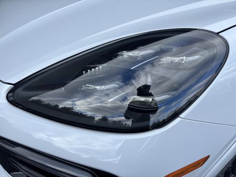 Used 2022 Porsche Cayenne GTS image 23