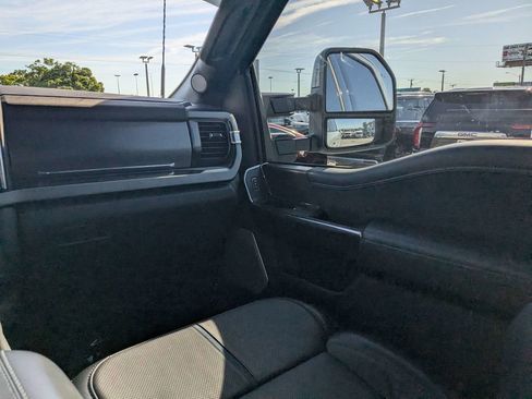 Used 2026 Ford F250 Platinum AWD/4WD image 16
