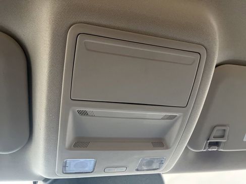 Used 2020 Ford Escape SE FWD image 75