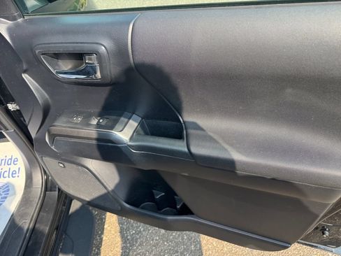 Used 2019 Toyota Tacoma TRD Pro w/ Desert Air Intake Package AWD/4WD image 17