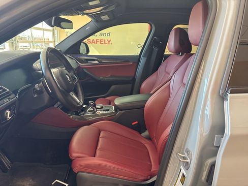 Used 2023 BMW X4 M40i w/ Premium Package image 11