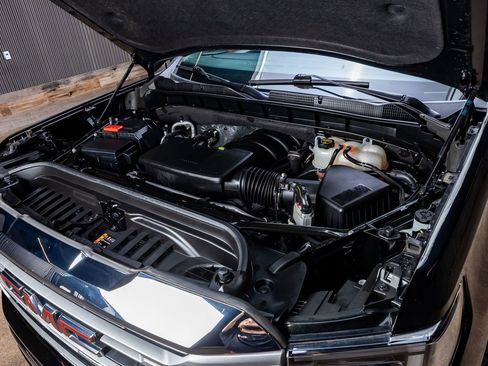 Used 2025 GMC Sierra 1500 SLE w/ X31 Off-Road Package image 39