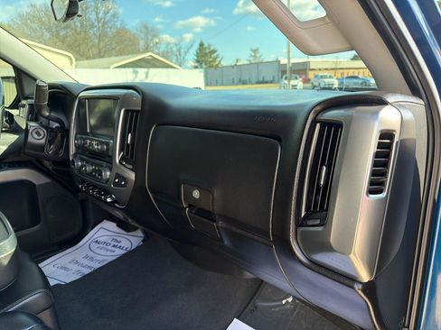 Used 2018 Chevrolet Silverado 1500 LT w/ All Star Edition image 29