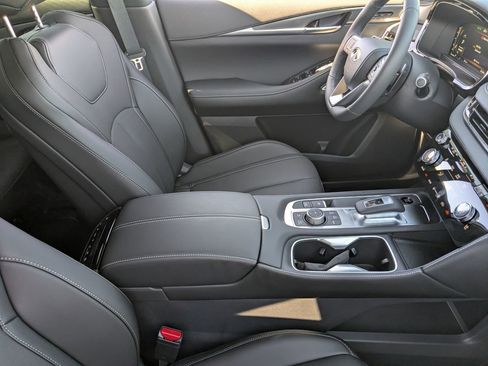 Certified 2026 INFINITI QX60 Luxe w/ Cargo Package FWD image 30