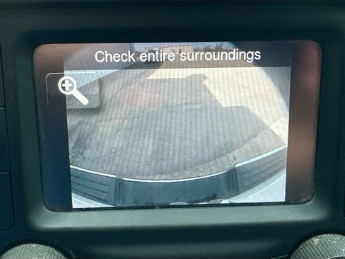 Used 2022 RAM 2500 Tradesman w/ Chrome Appearance Group image 15