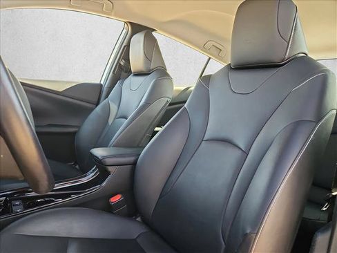 Used 2020 Toyota Prius Prime Limited FWD image 16