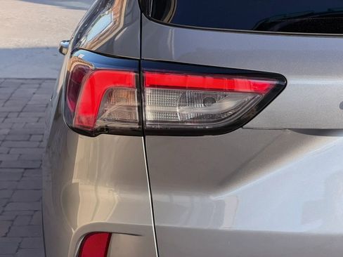 Used 2021 Ford Escape SEL image 69